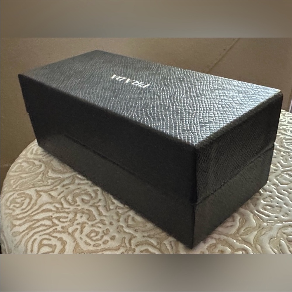 Authentic Prada box for accessories - sunglasses, small items, etc - Picture 6 of 11